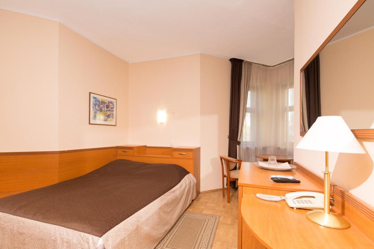 Zhayvir Hotel Киев Екстериор снимка