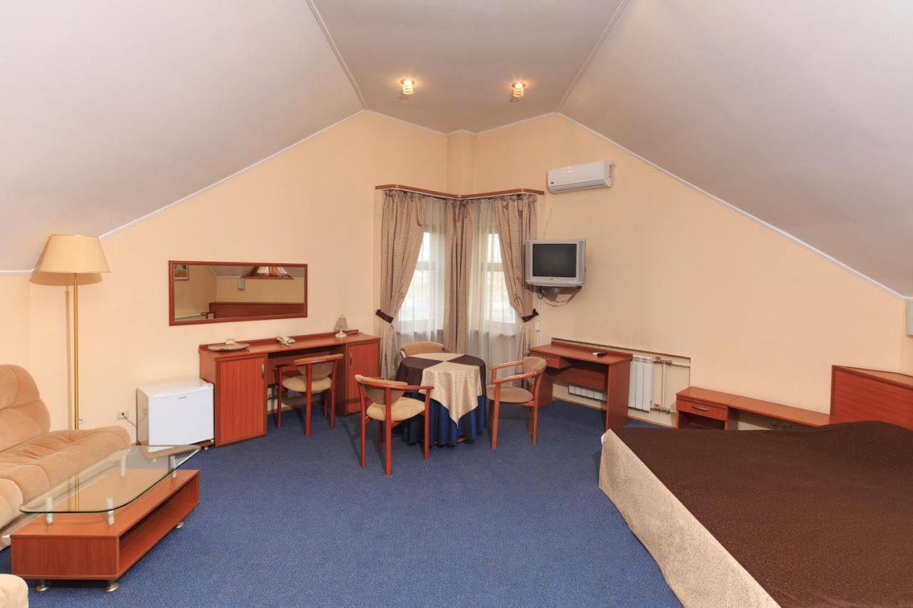 Zhayvir Hotel Киев Екстериор снимка